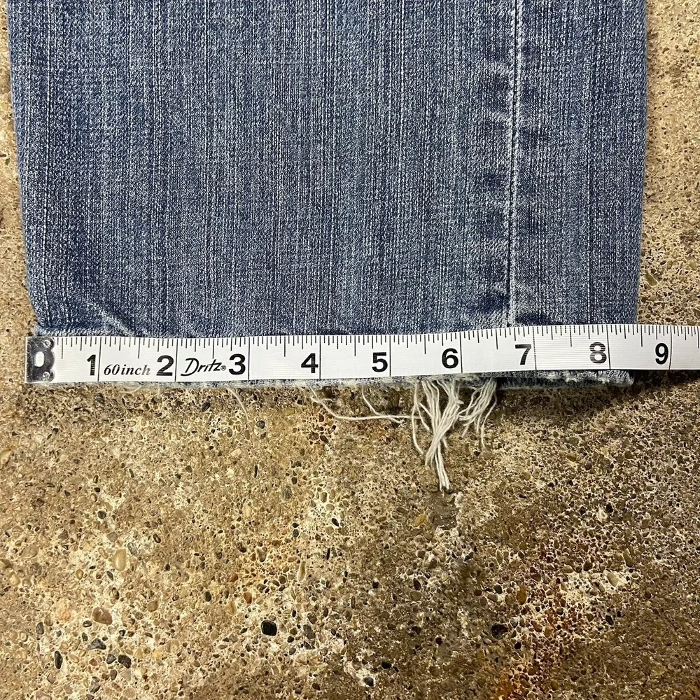 Levi's 505 Jeans Size 38x32 Blue Denim Medium Wash Classic Straight Fit Casual